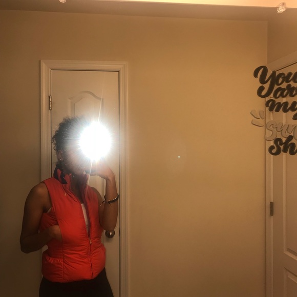 RALPH LAUREN PUFFER VEST - Picture 2 of 3